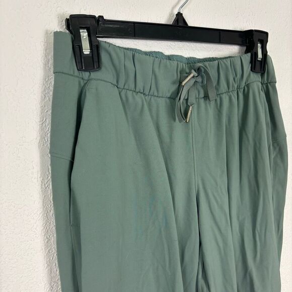 Lululemon Light Green On The Fly Joggers - Picture 5 of 6